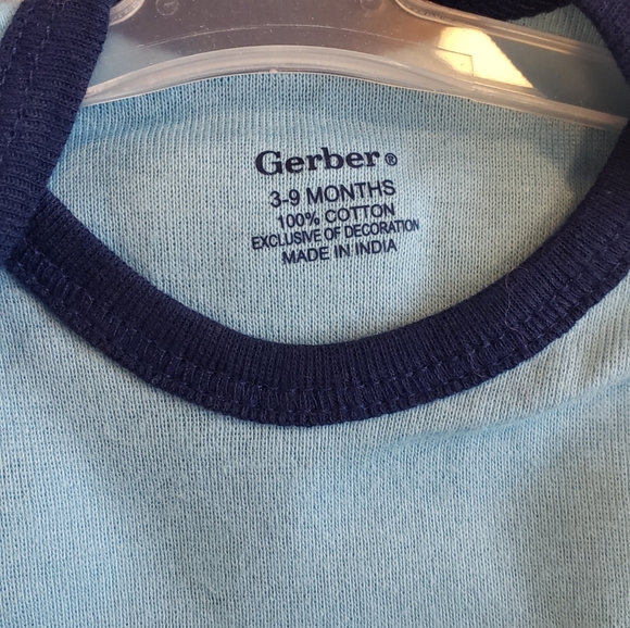 Gerber Onesies - Picture 5 of 5